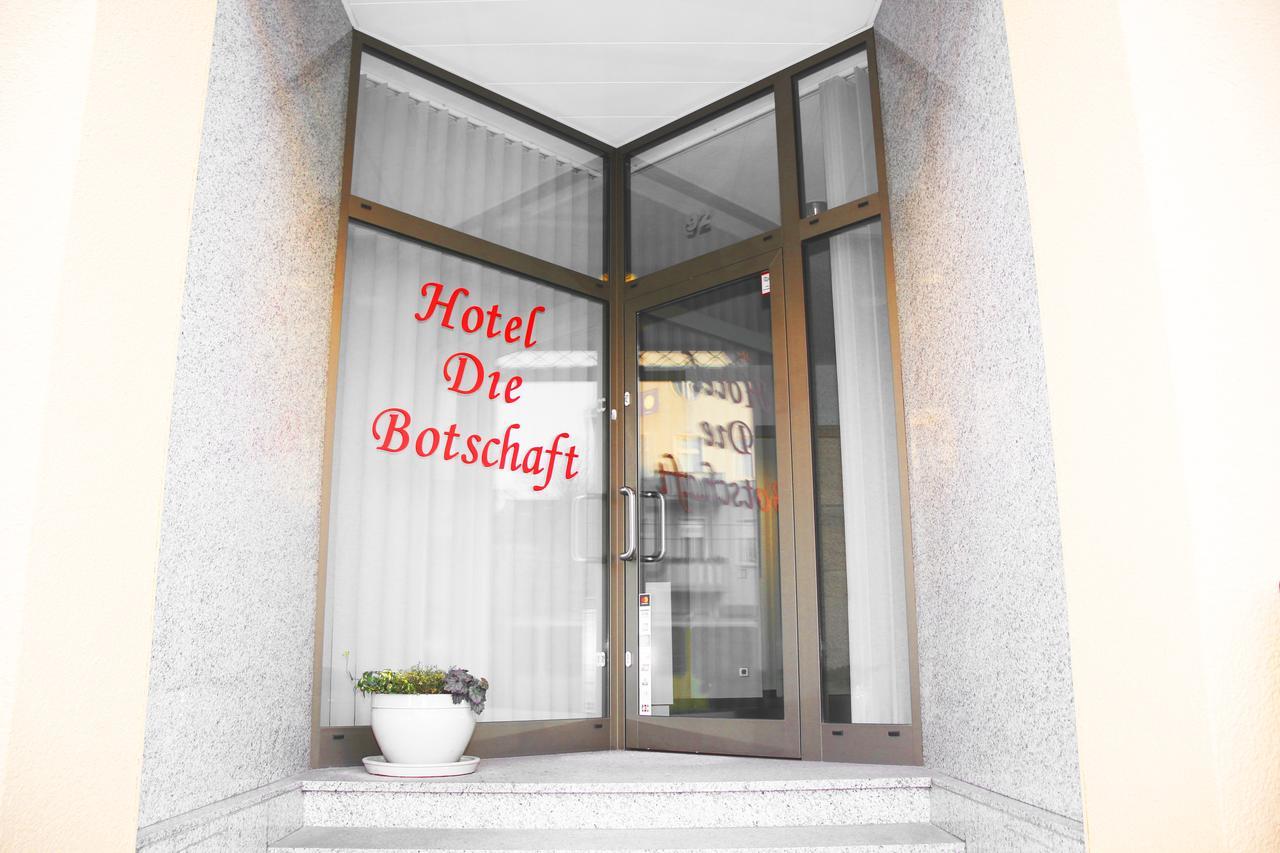 ดี บอทชาฟท์ Hotel เบอร์ลิน ภายนอก รูปภาพ